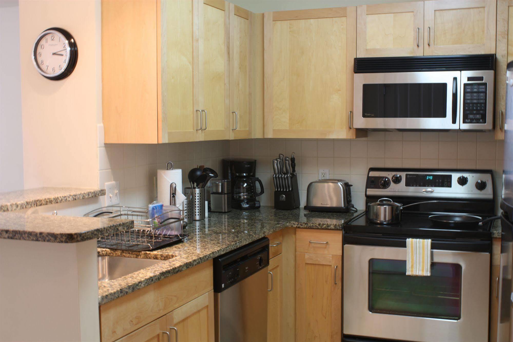 Dharma Home Suites Jc At Exchange Place Jersey City Extérieur photo