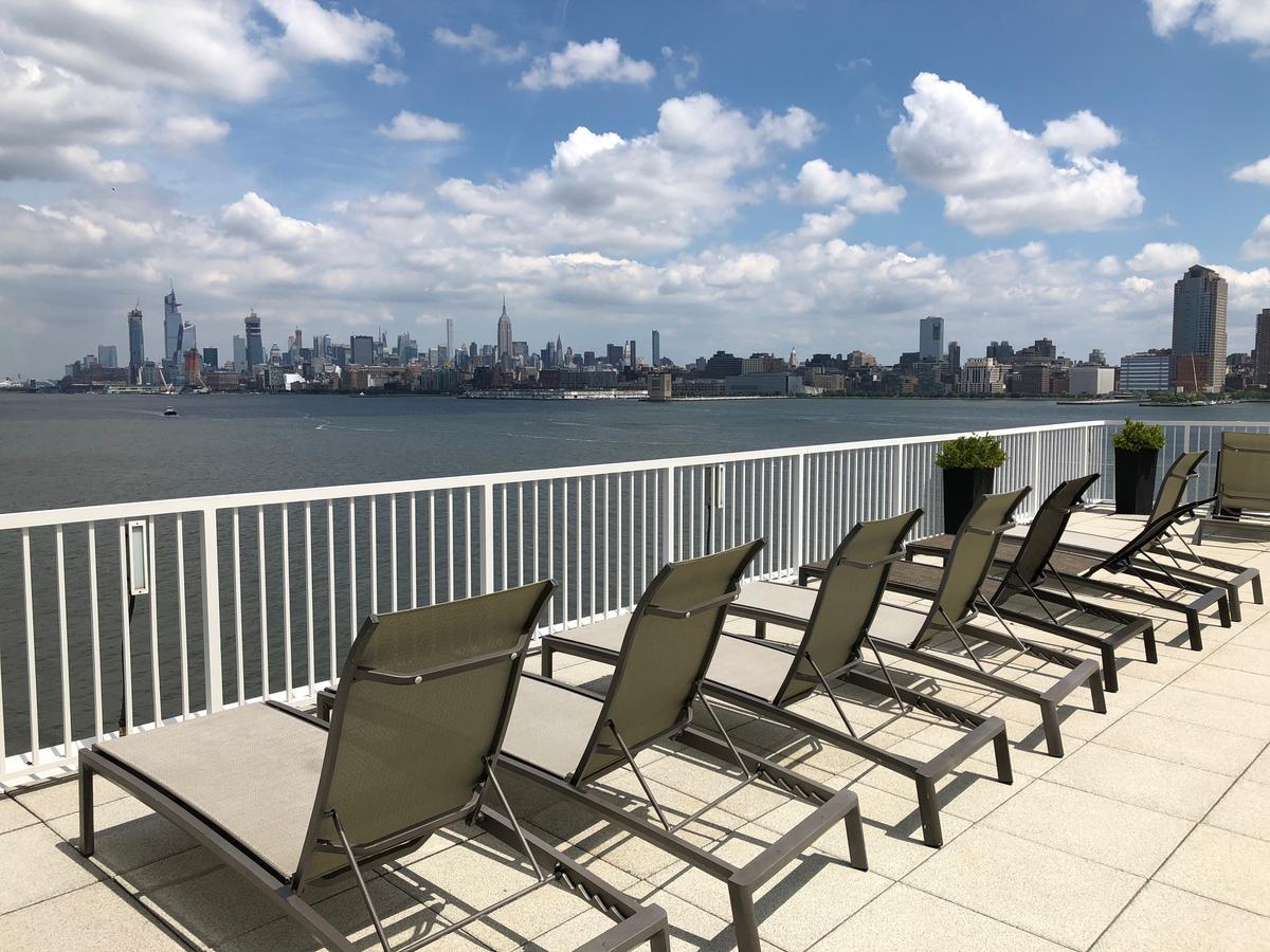 Dharma Home Suites Jc At Exchange Place Jersey City Extérieur photo