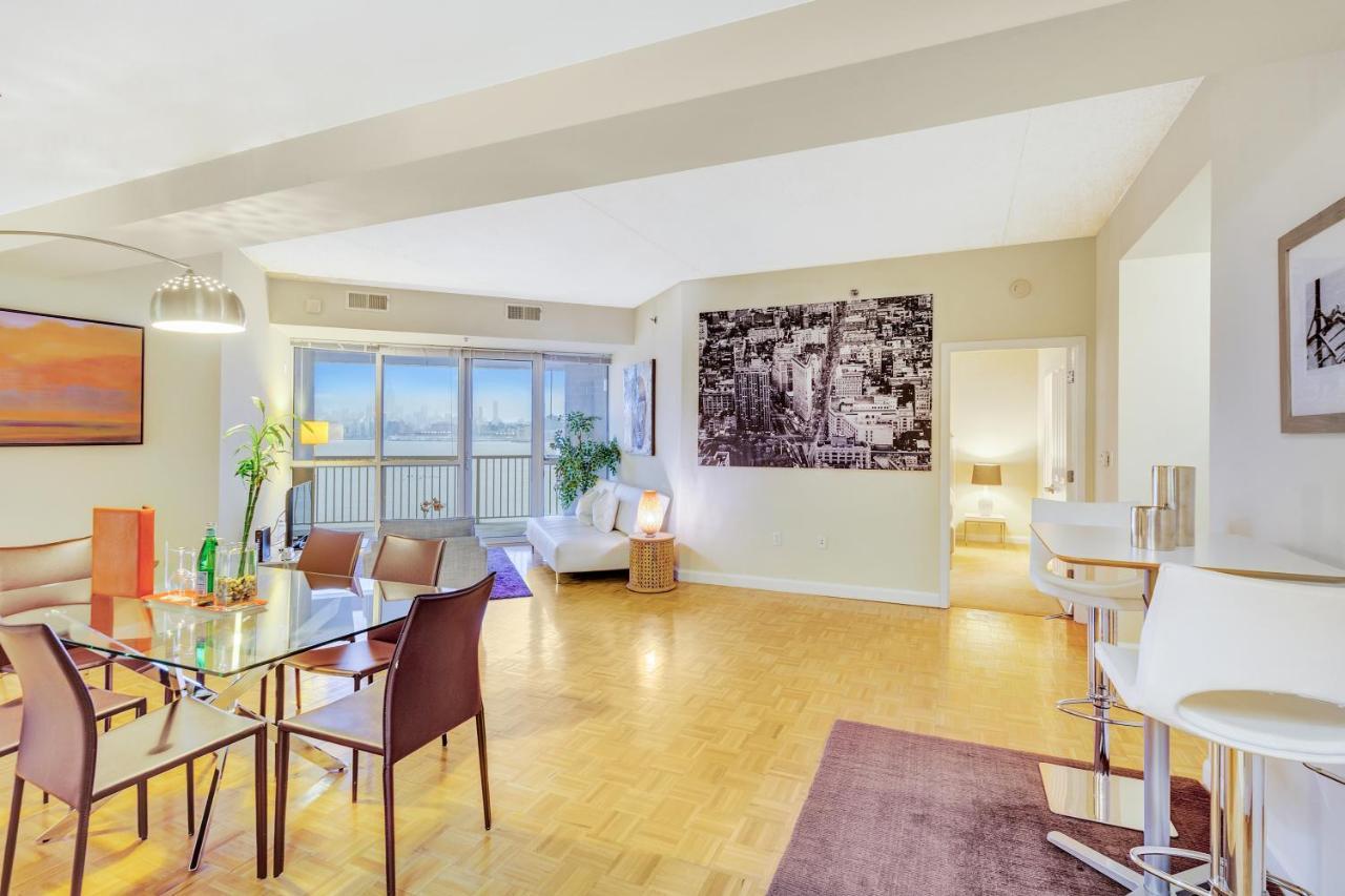 Dharma Home Suites Jc At Exchange Place Jersey City Extérieur photo