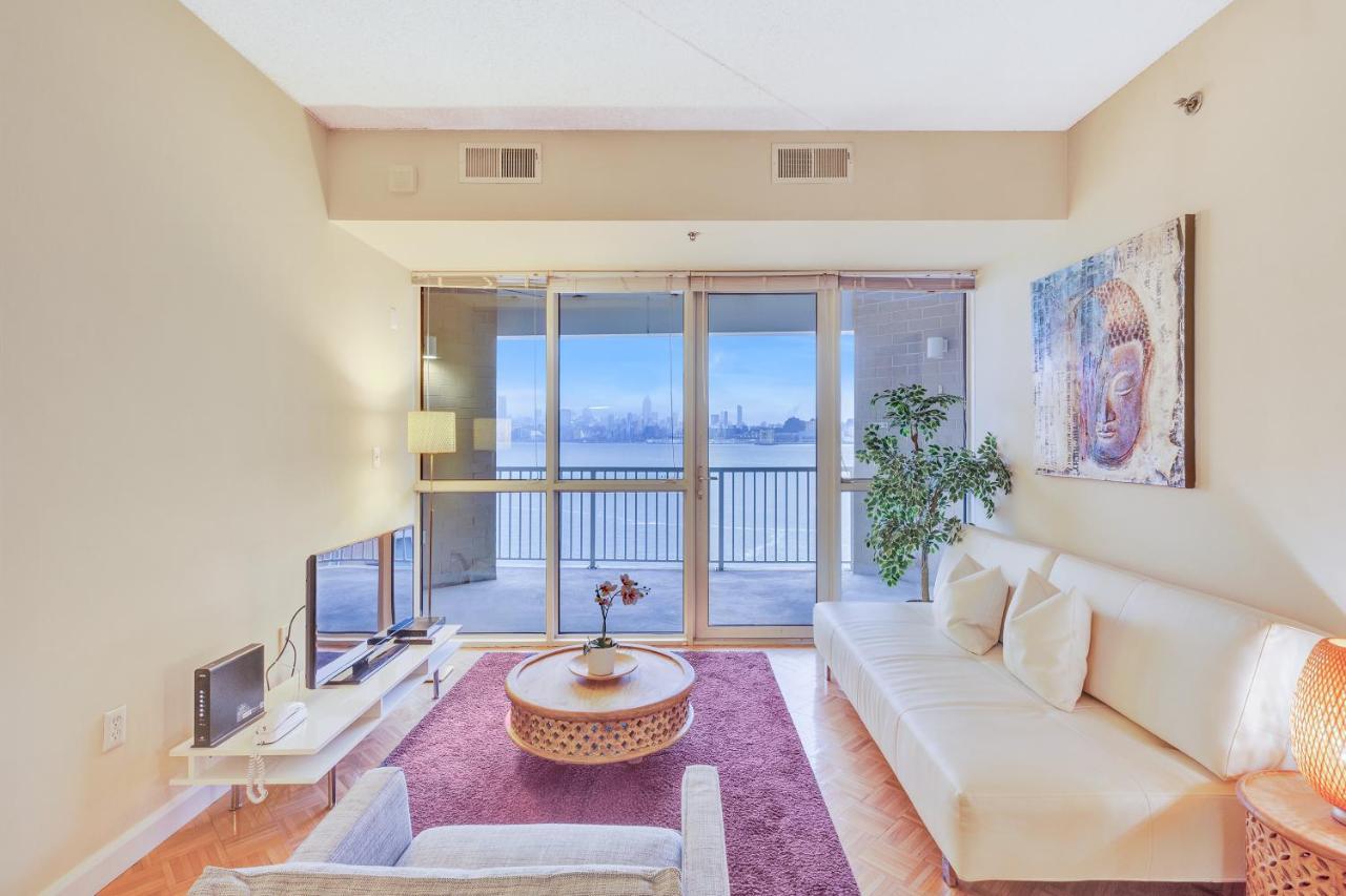 Dharma Home Suites Jc At Exchange Place Jersey City Extérieur photo